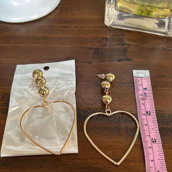 Fashion Jewelry Faux pearls and heart pendant light weighted new - Picture 4 of 6